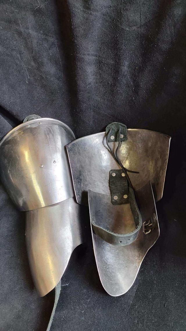 Наплечники